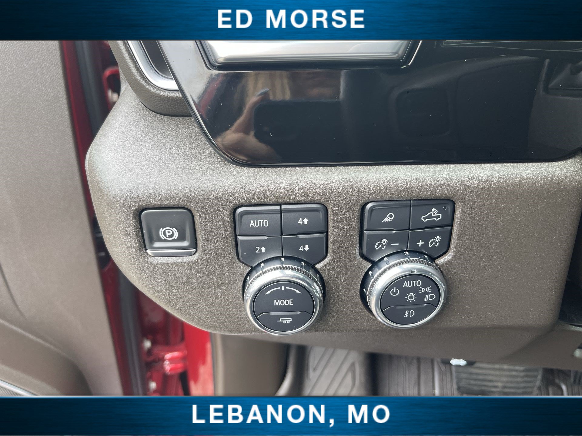 Certified 2025 GMC Sierra 2500 SLT w/ SLT Convenience Package AWD/4WD image 17