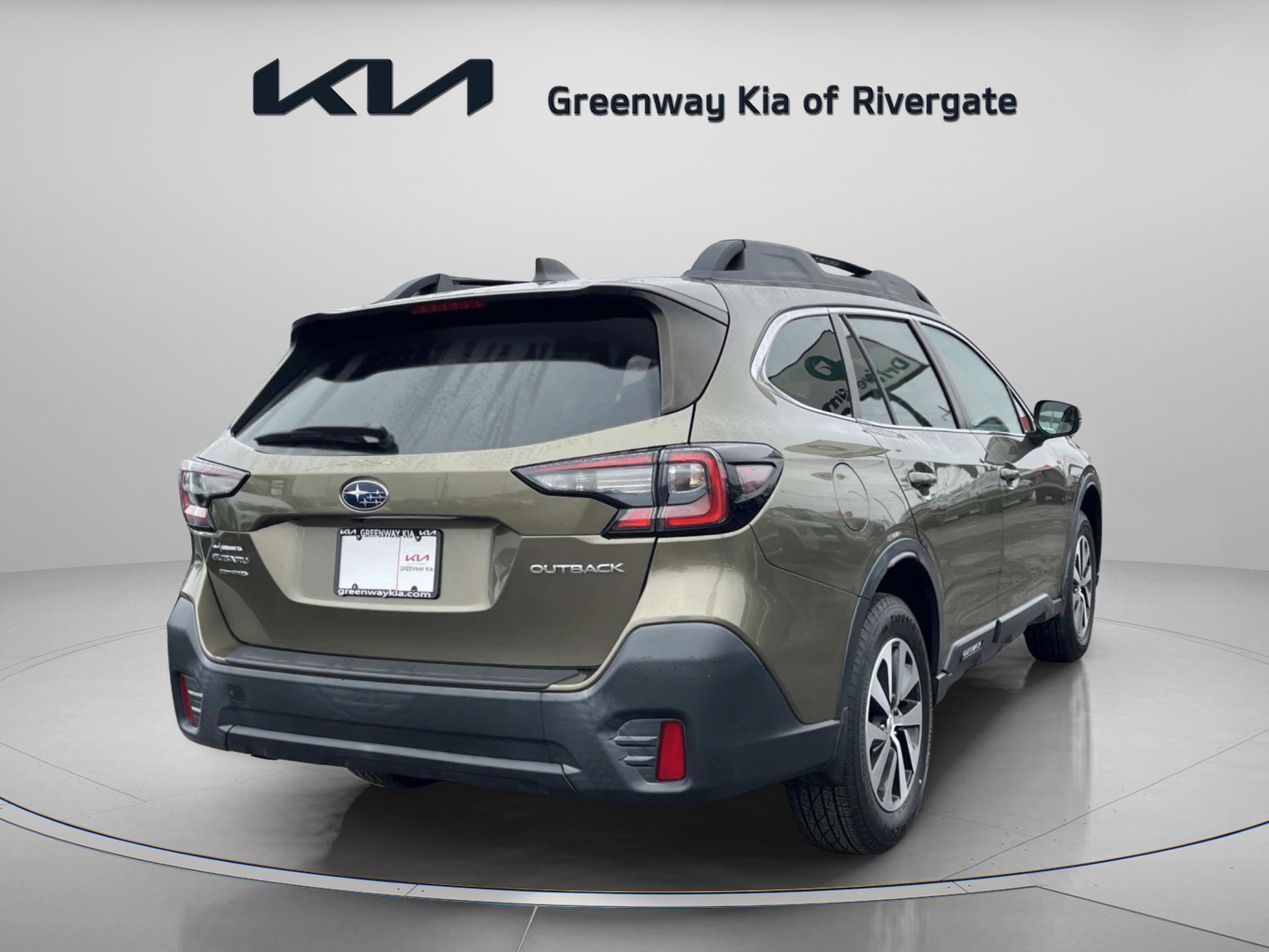 Used 2020 Subaru Outback Premium image 7