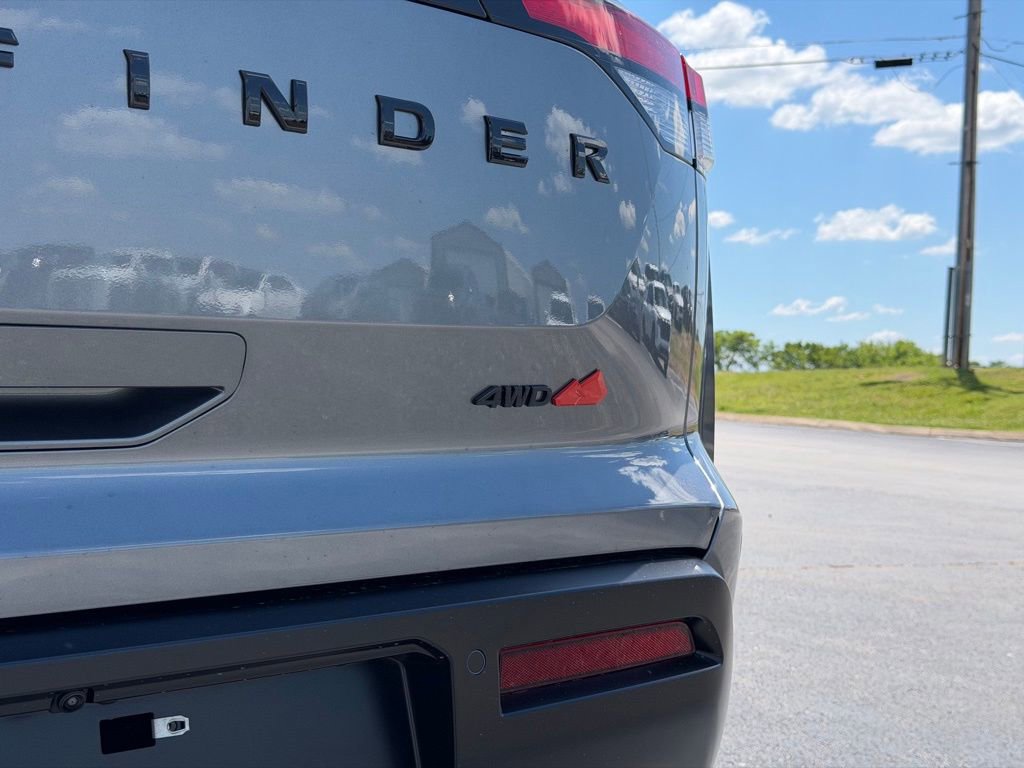 New 2026 Nissan Pathfinder Rock Creek AWD/4WD image 32