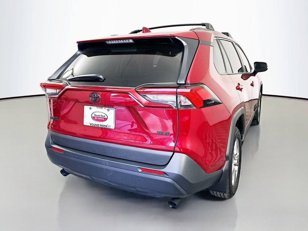 Certified 2025 Toyota RAV4 XLE w/ Convenience Package FWD image 5