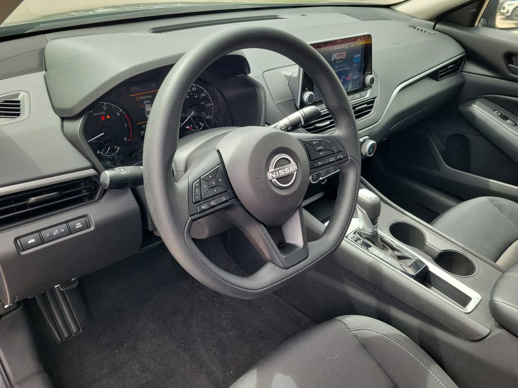 Used 2025 Nissan Altima 2.5 S image 20