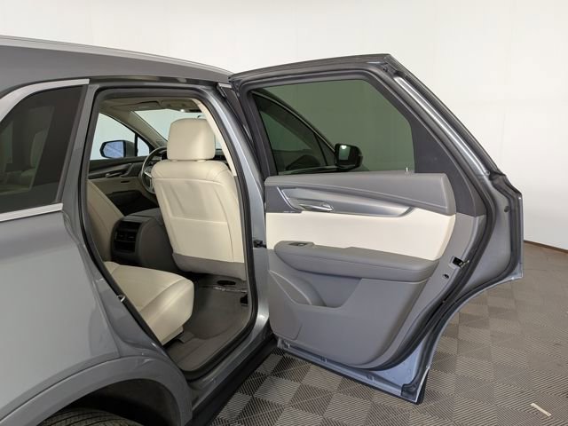 Certified 2024 Cadillac XT5 Premium Luxury FWD image 36