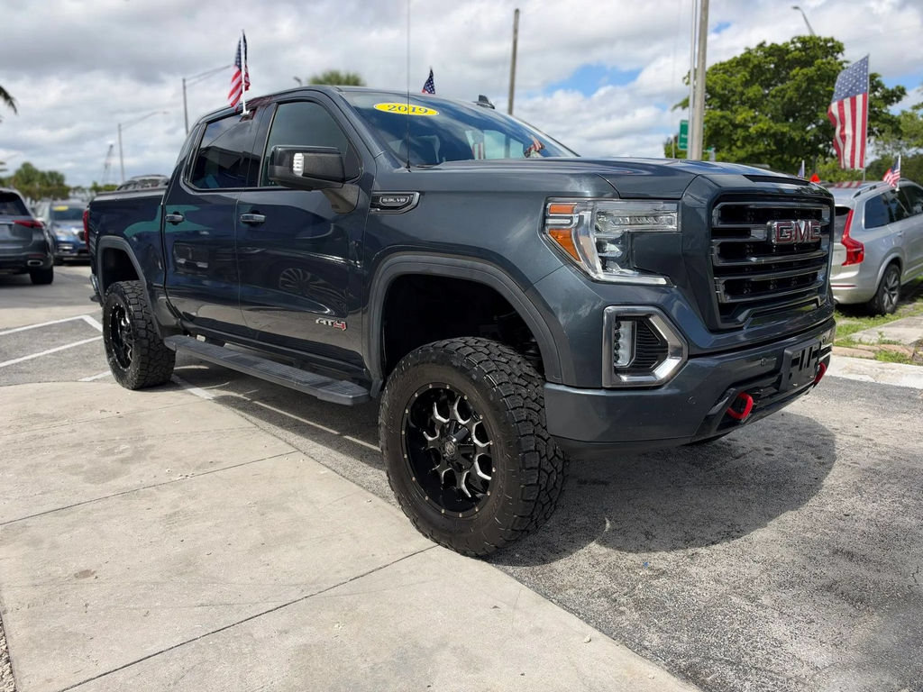 Used 2019 GMC Sierra 1500 AT4 w/ AT4 Premium Package AWD/4WD image 3