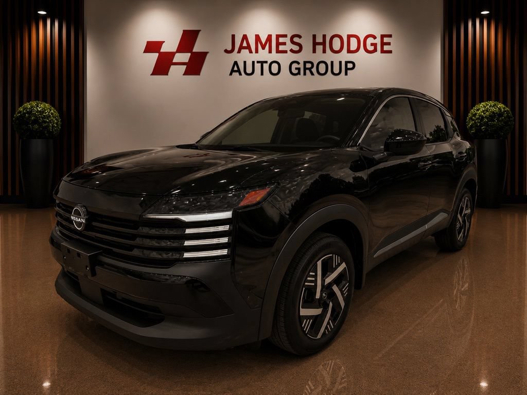 Used 2025 Nissan Kicks SV FWD image 1