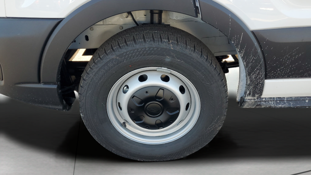 New 2026 Ford Transit 250 148 Medium Roof RWD image 10