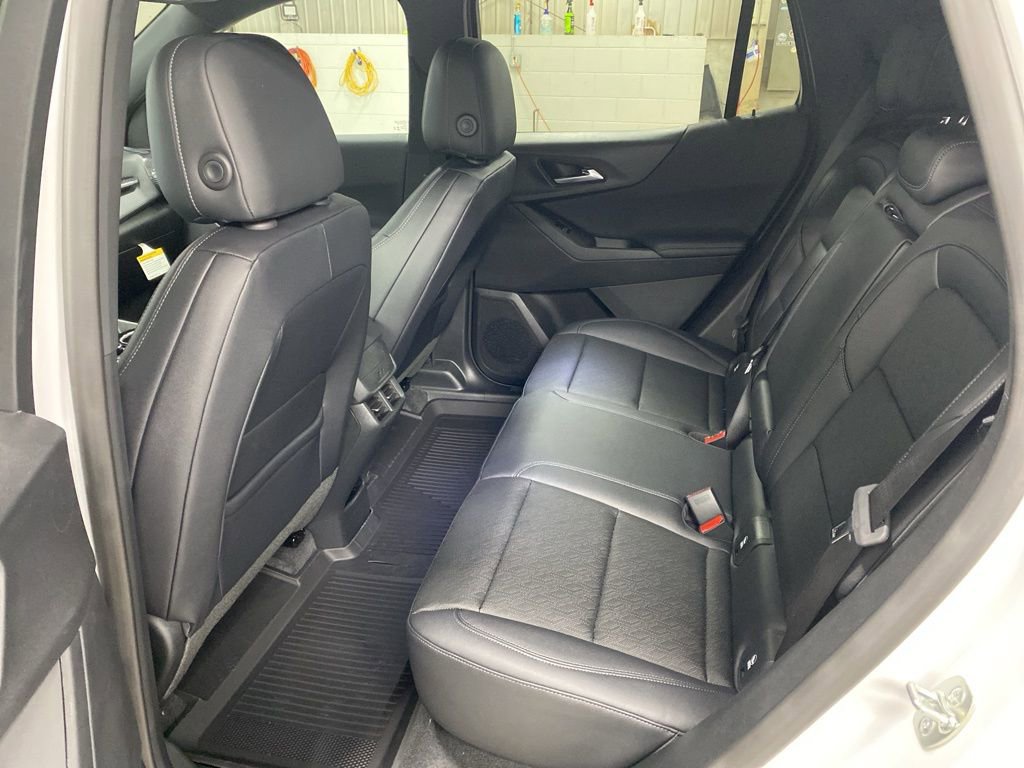 New 2026 Chevrolet Equinox LT w/ Convenience Package II image 25