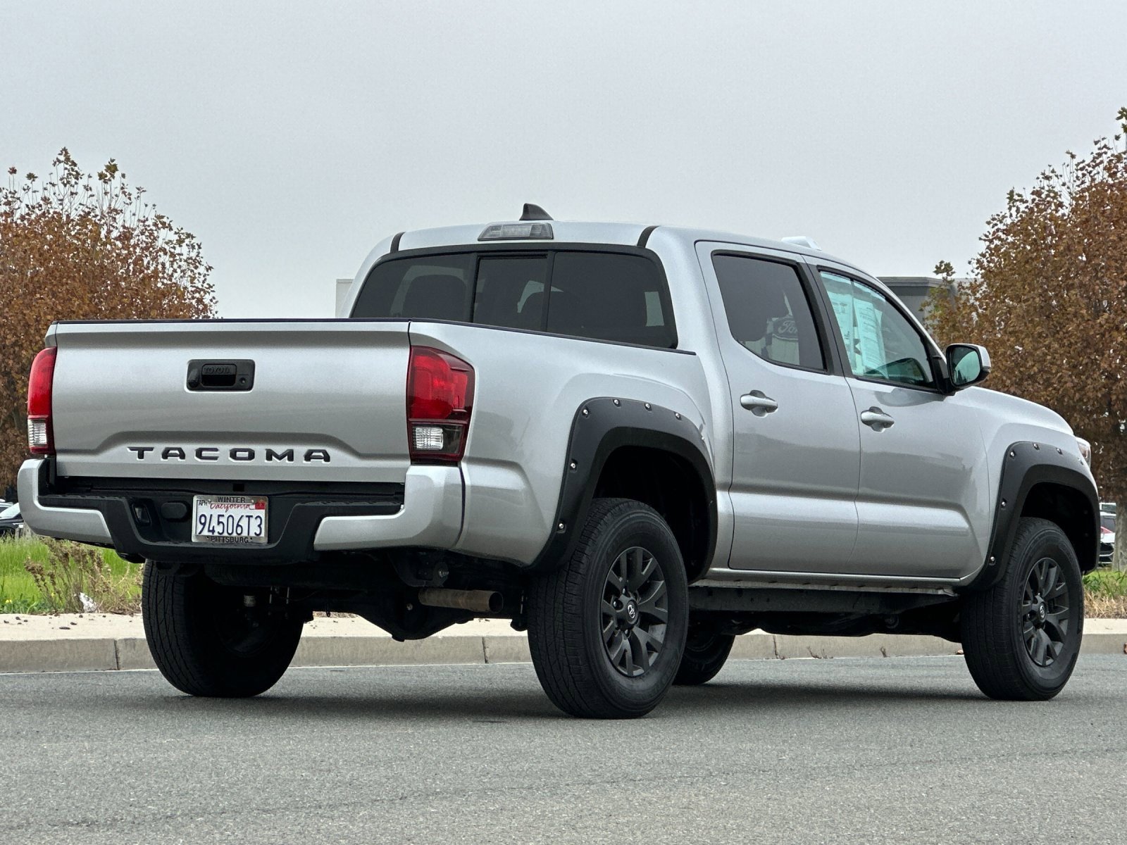 Used 2023 Toyota Tacoma SR w/ SR Convenience Package image 4