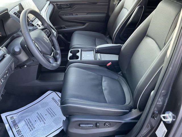 Used 2026 Honda Odyssey Elite image 14