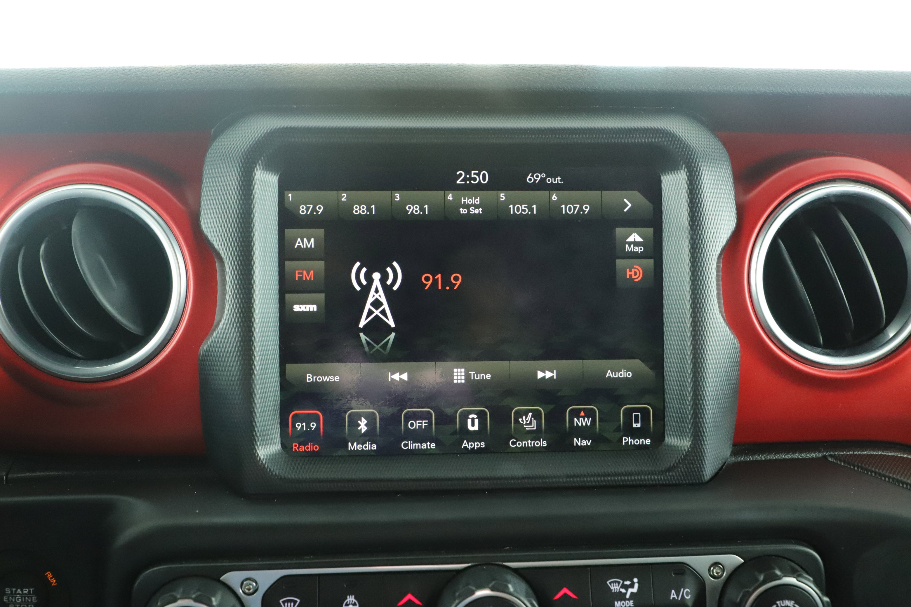 Used 2018 Jeep Wrangler Unlimited Rubicon image 19