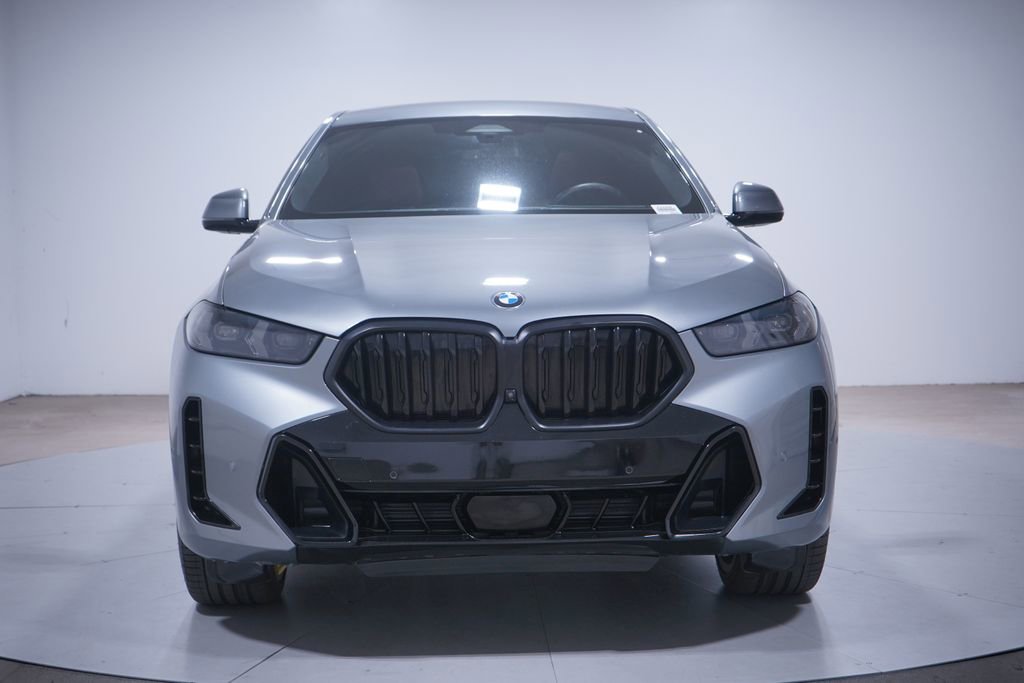 Used 2024 BMW X6 xDrive40i w/ Executive Package image 4