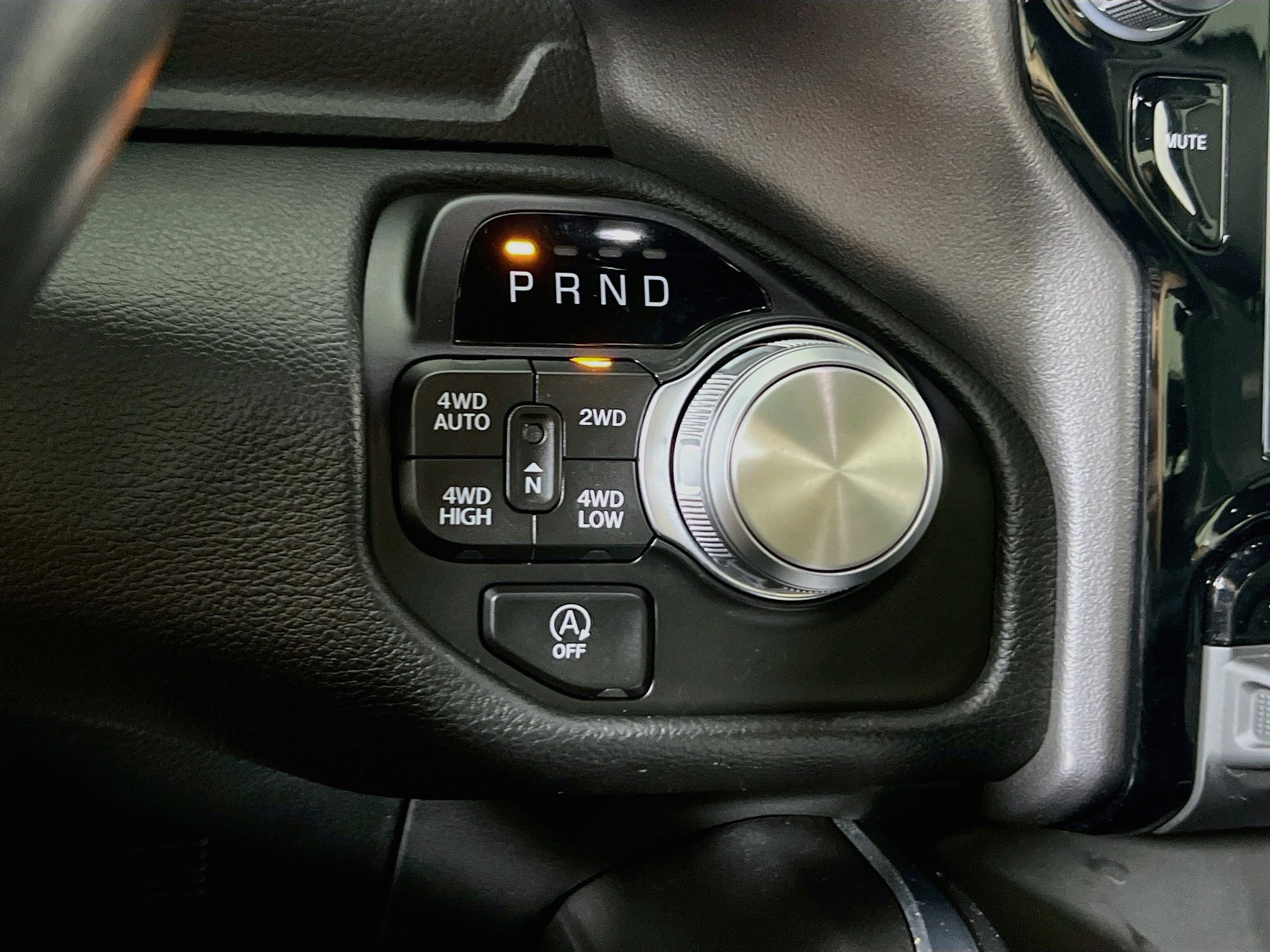 Used 2023 RAM 1500 Laramie AWD/4WD image 17