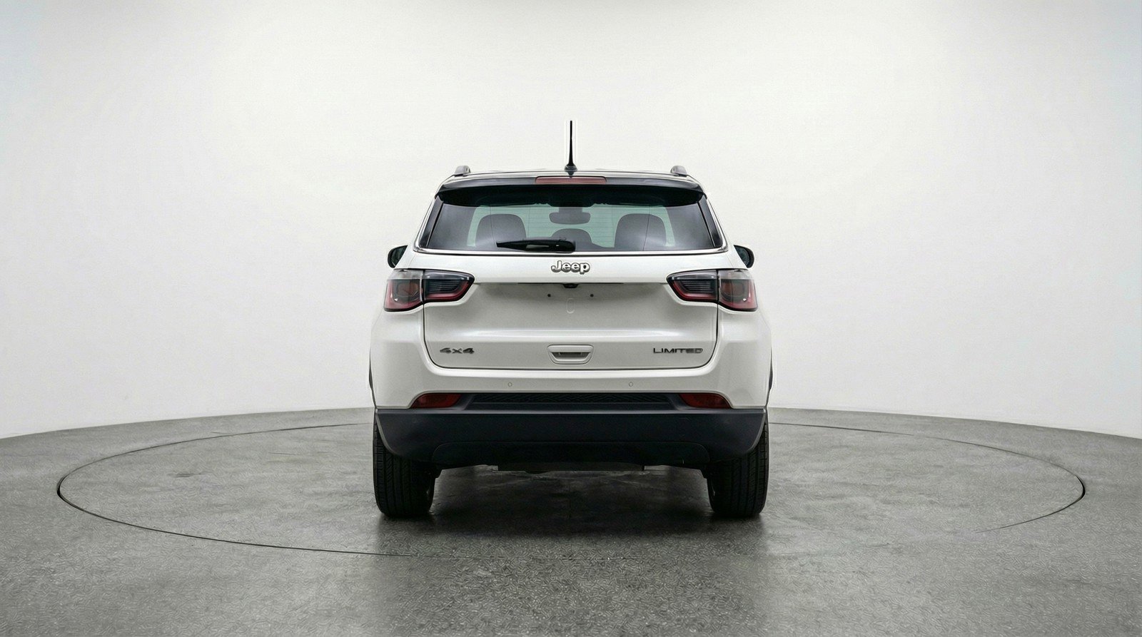 Used 2025 Jeep Compass Limited image 7