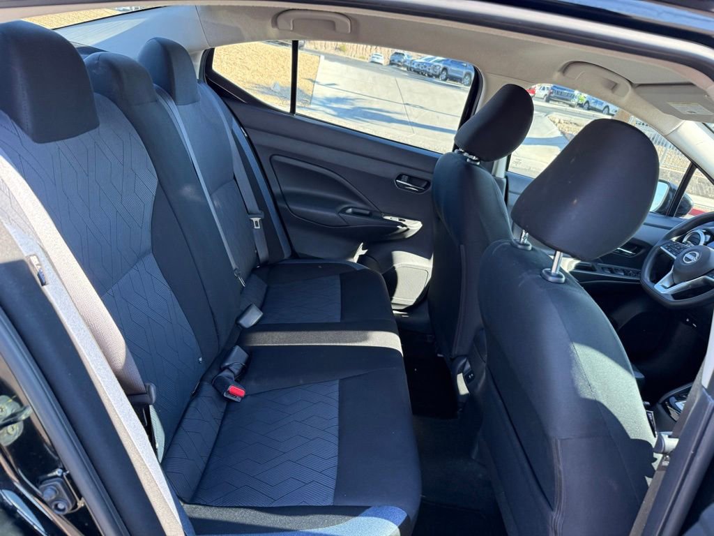 Used 2023 Nissan Versa SV image 14