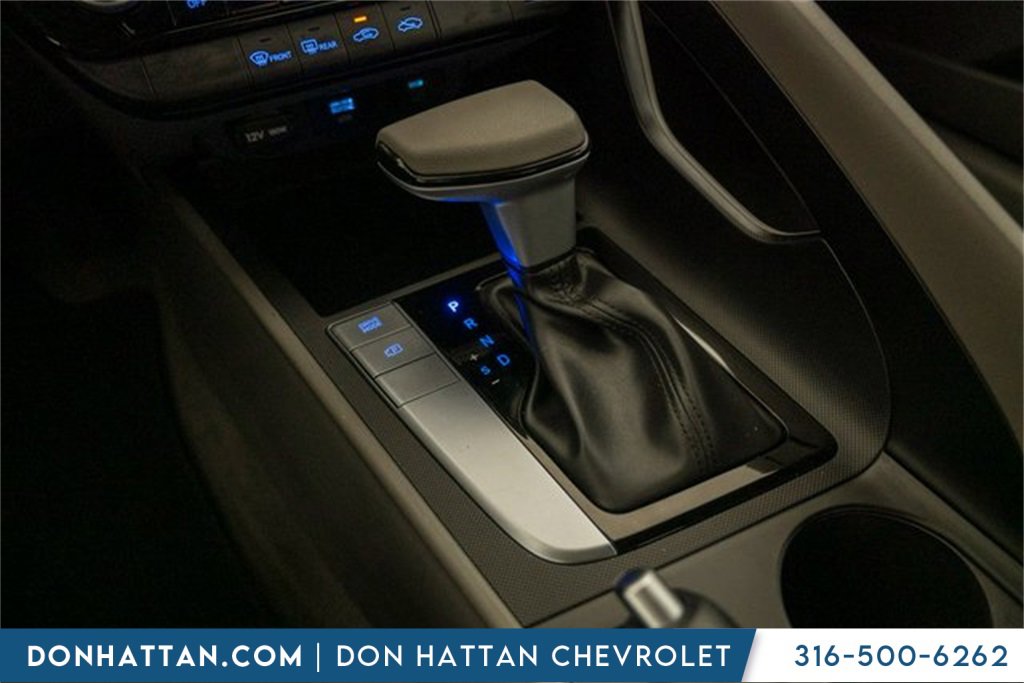 Used 2024 Hyundai Elantra SEL image 14