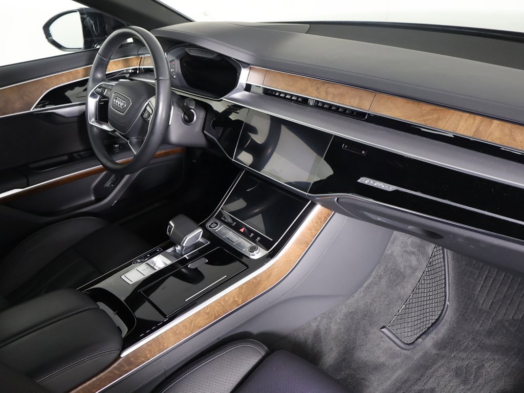 Used 2023 Audi A8 L 3.0T w/ Luxury Package image 32