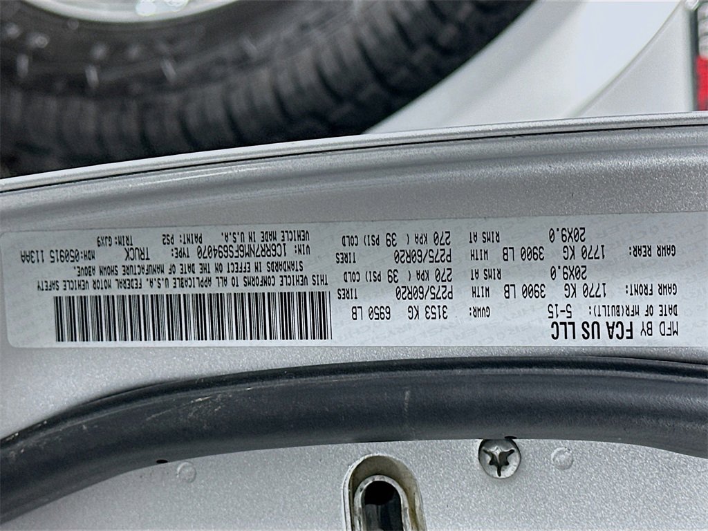 Used 2015 RAM 1500 Laramie image 37