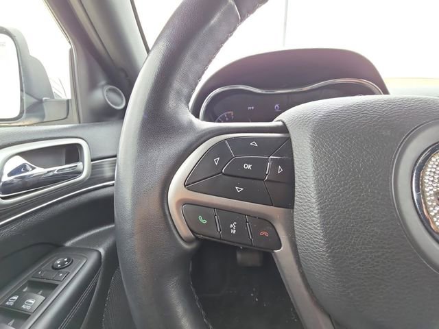 Used 2022 Jeep Grand Cherokee Limited w/ Tech Group AWD/4WD image 11