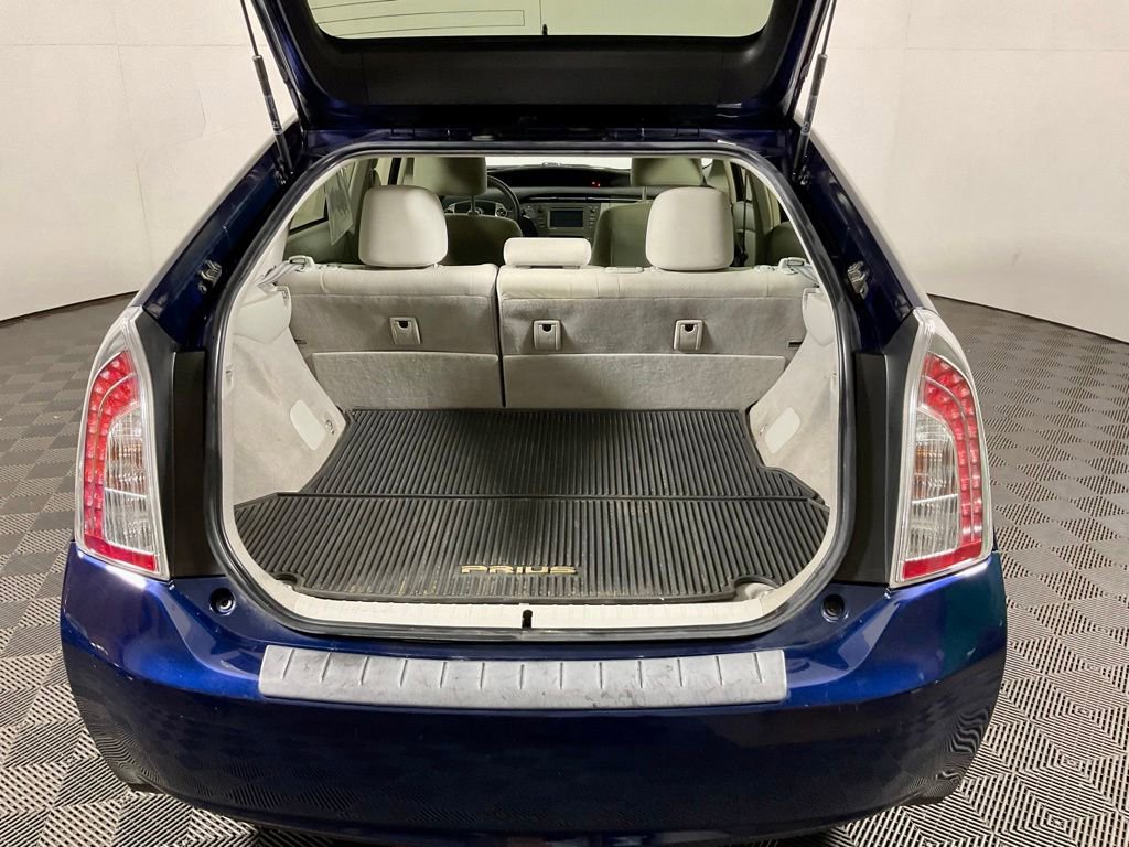 Used 2014 Toyota Prius Three FWD image 15
