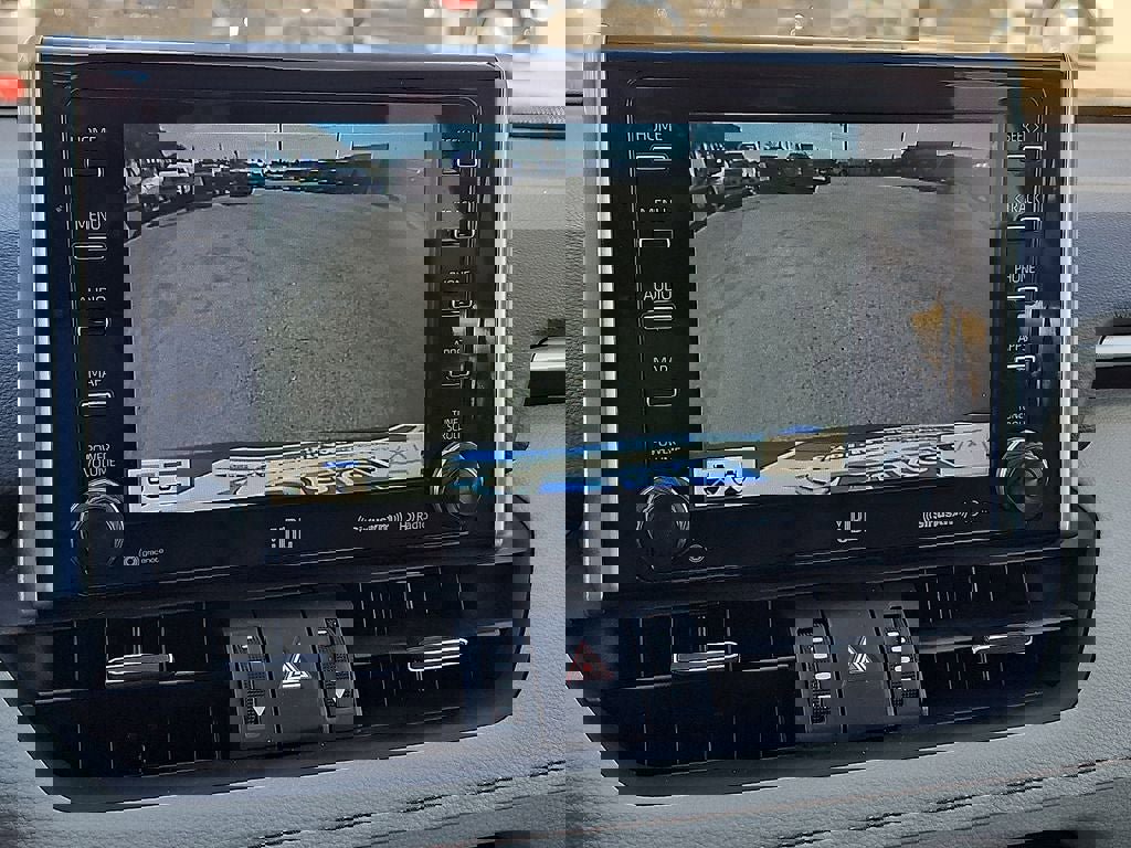 Used 2021 Toyota RAV4 XLE Premium image 27