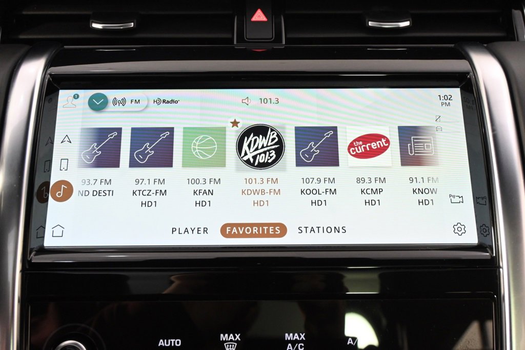 Used 2021 Land Rover Discovery Sport SE R-Dynamic image 27