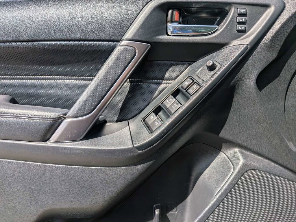 Used 2018 Subaru Forester 2.5i Touring w/ Popular Package #3B AWD/4WD image 29