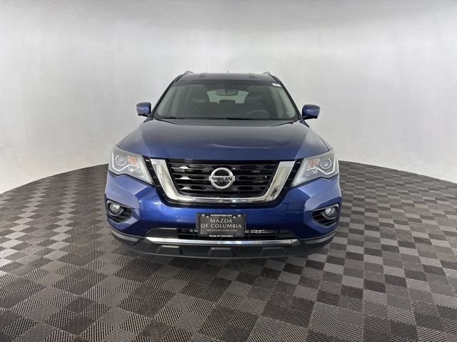 Used 2017 Nissan Pathfinder SL FWD image 2
