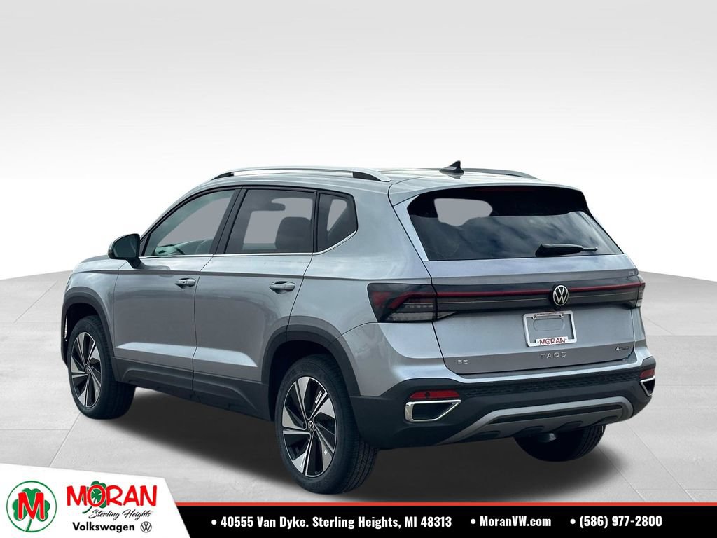 Used 2026 Volkswagen Taos SE AWD/4WD image 3