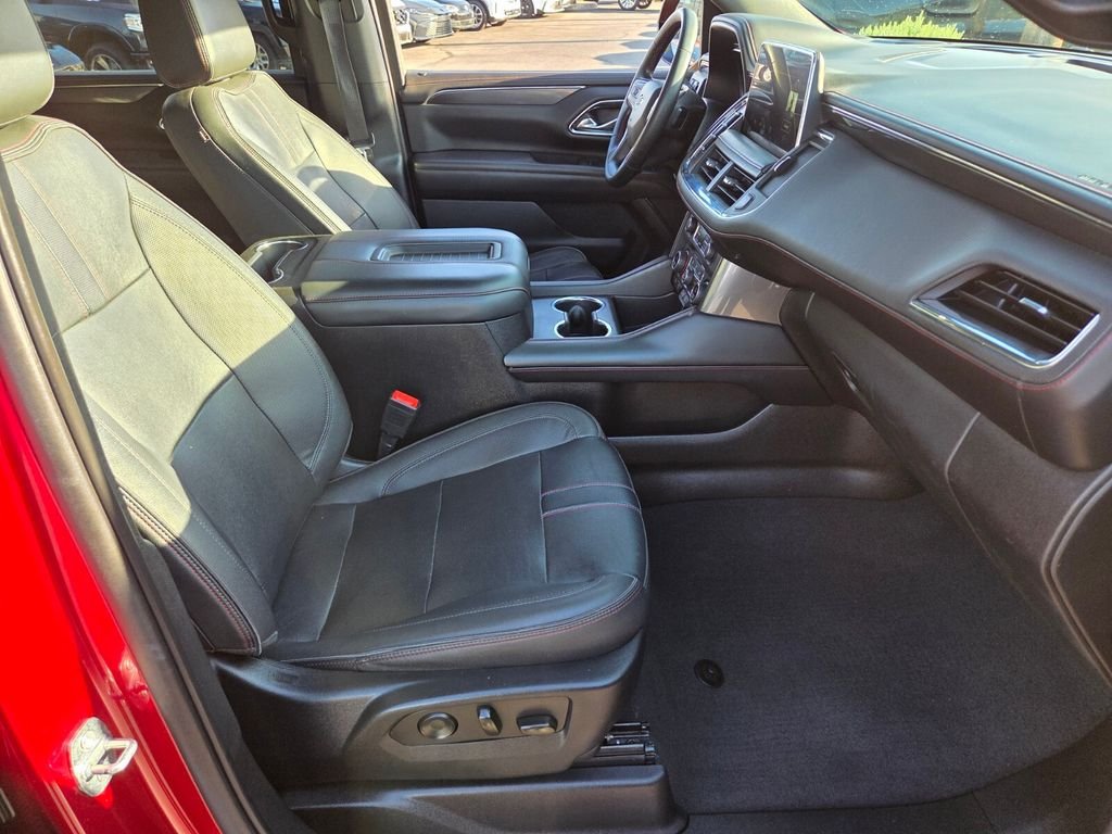 Used 2023 Chevrolet Suburban RST AWD/4WD image 22