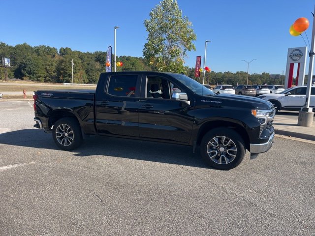 Used 2022 Chevrolet Silverado 1500 LT