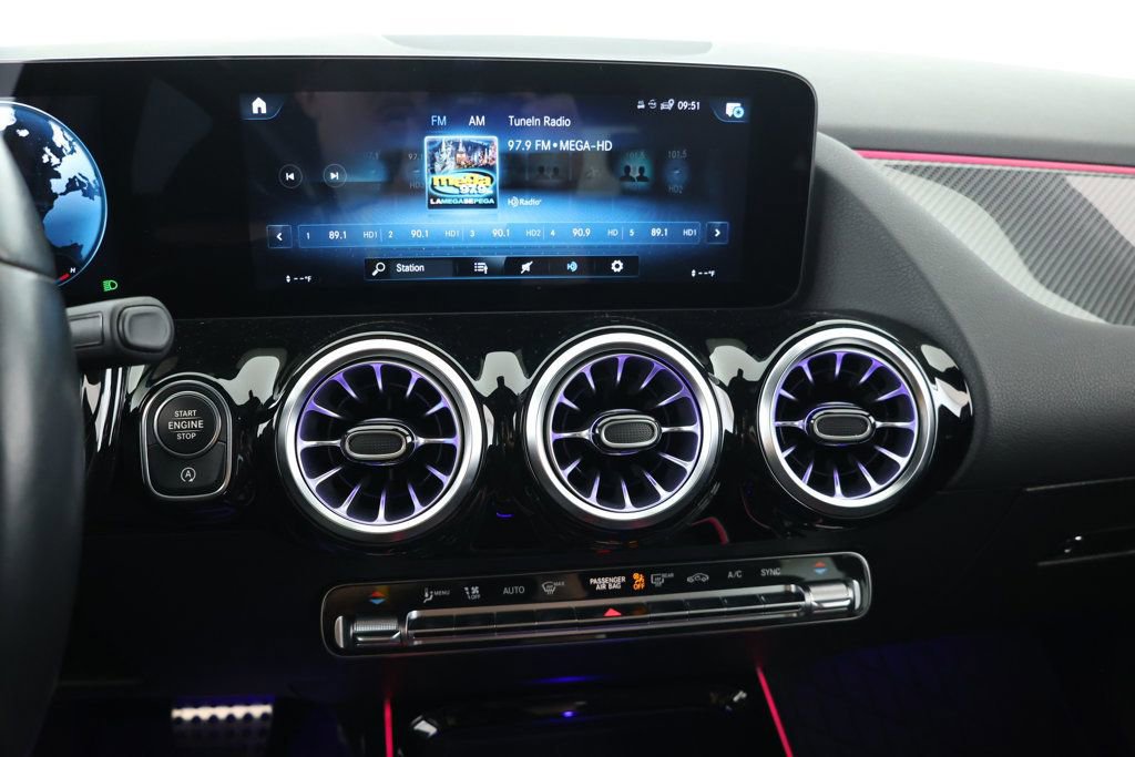 Used 2022 Mercedes-Benz GLA 250 4MATIC image 14