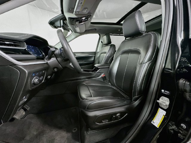 Used 2023 Jeep Grand Cherokee 4WD 4xe w/ Luxury Tech Group II image 4
