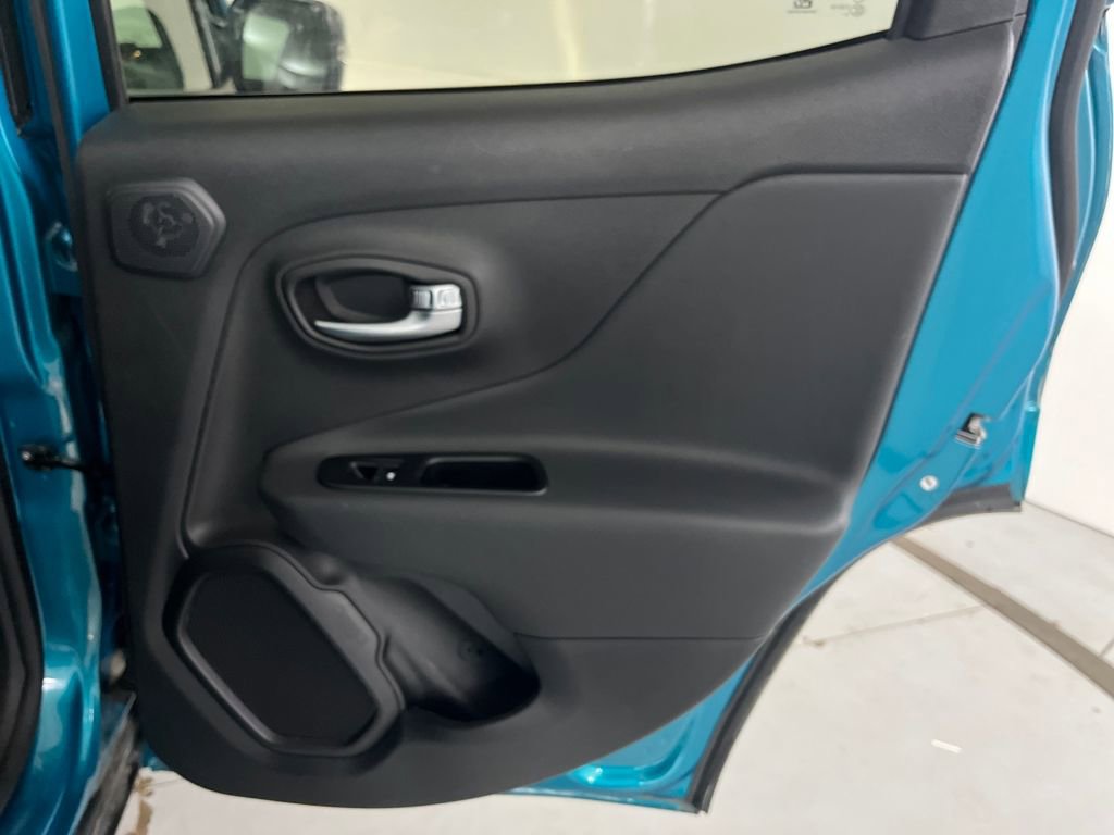 Used 2022 Jeep Renegade Trailhawk w/ Sun/Sound Group image 28