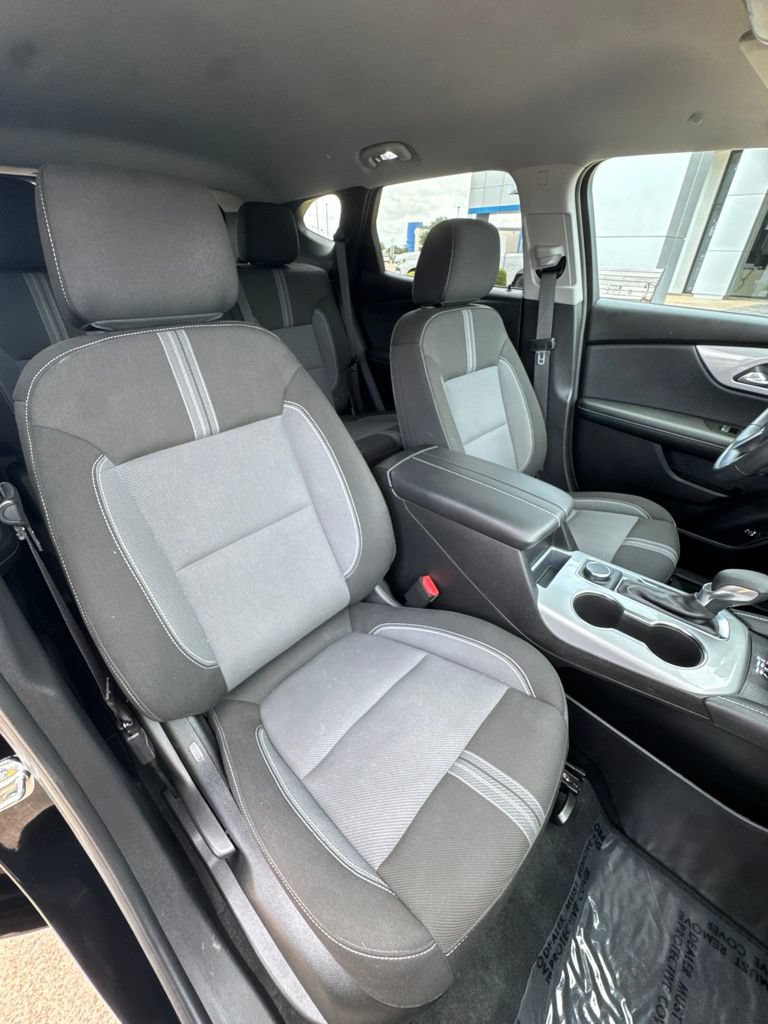 Used 2024 Chevrolet Blazer LT w/ Convenience Package FWD image 13