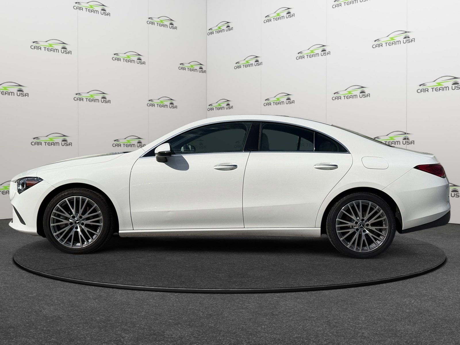 Used 2022 Mercedes-Benz CLA 250 image 2