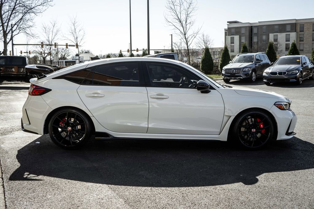 Used 2023 Honda Civic Type R image 3