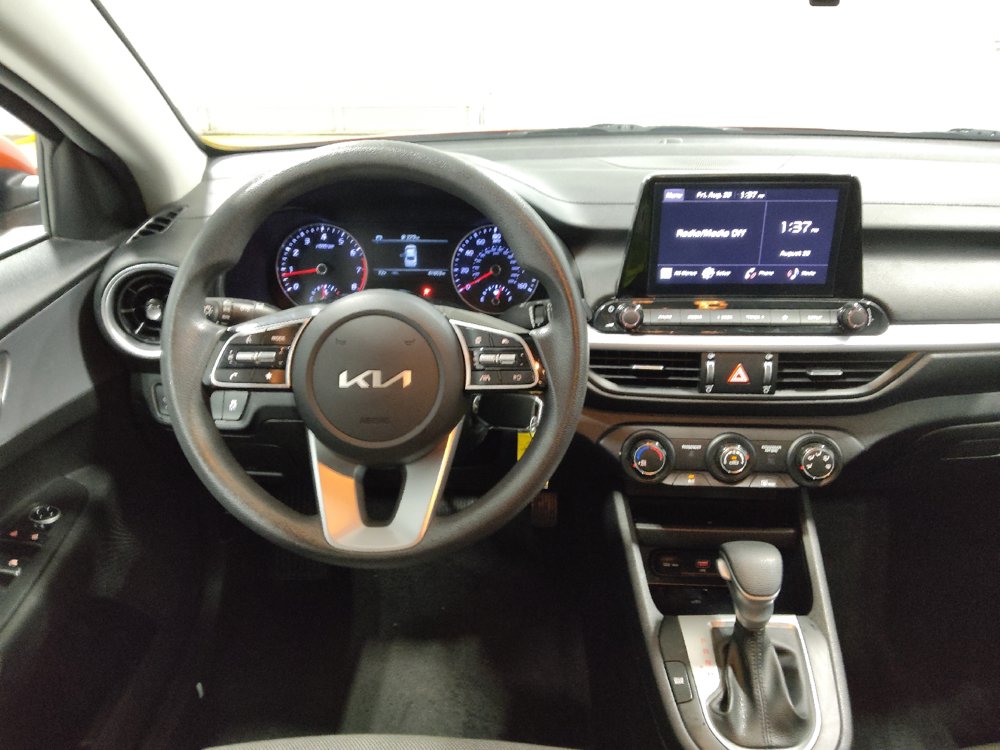 Used 2023 Kia Forte LXS w/ LXS Technology Package FWD image 22