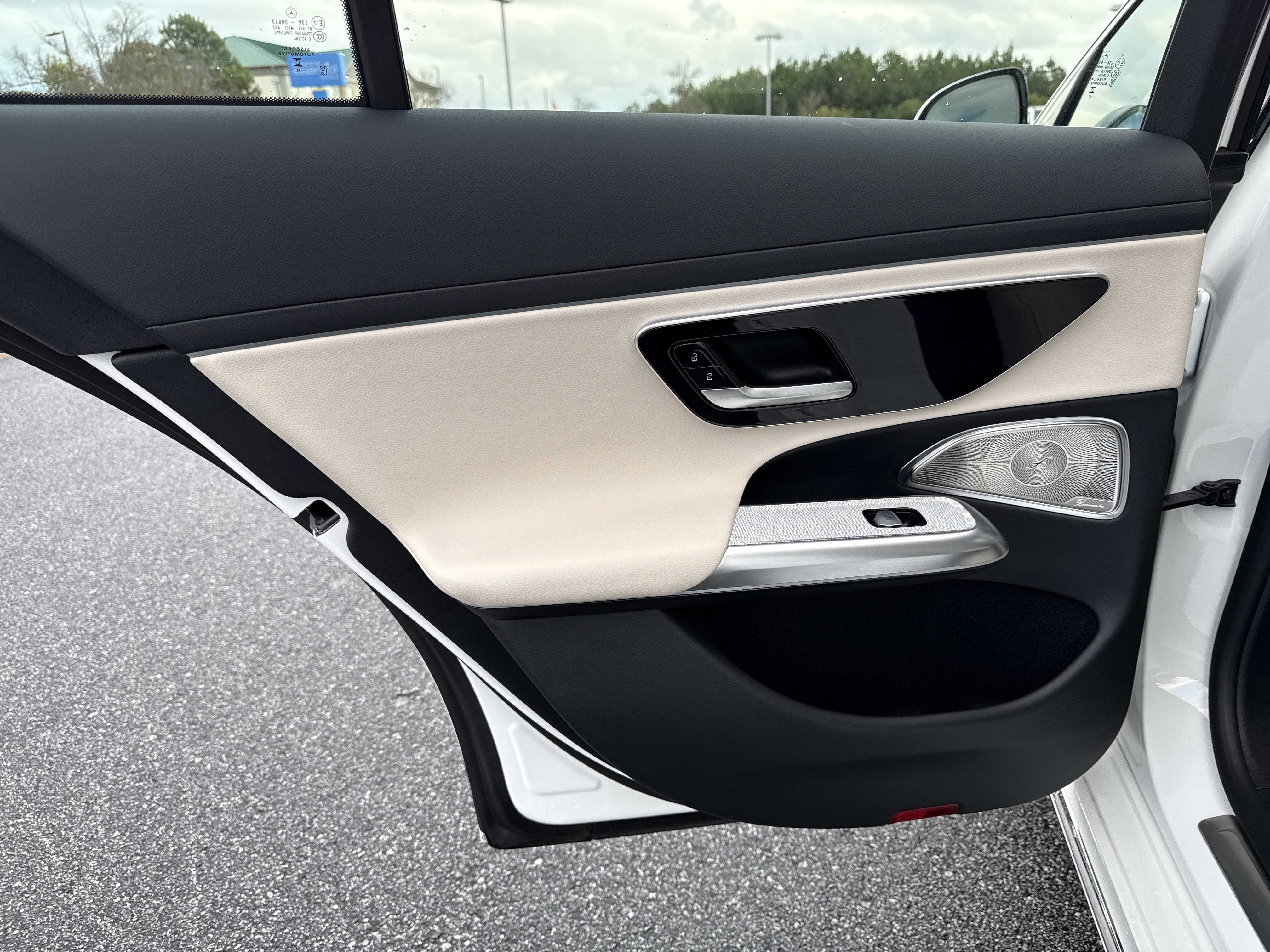 Certified 2024 Mercedes-Benz E 350 4MATIC Sedan image 27