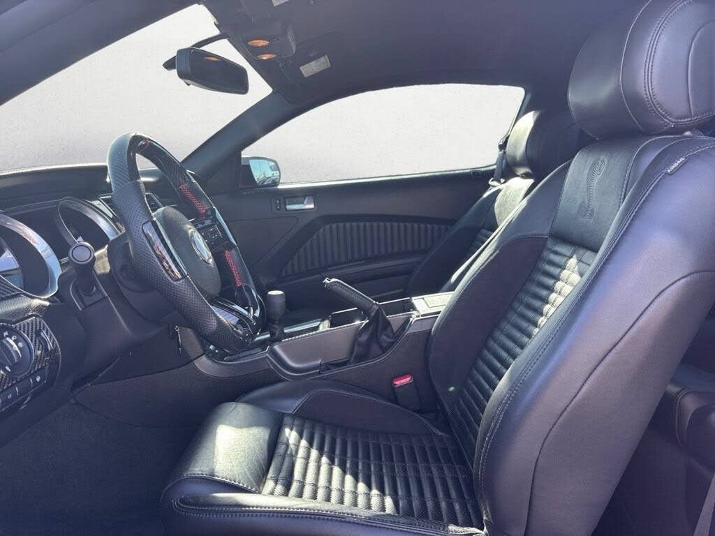 Used 2014 Ford Mustang Shelby GT500 RWD image 8