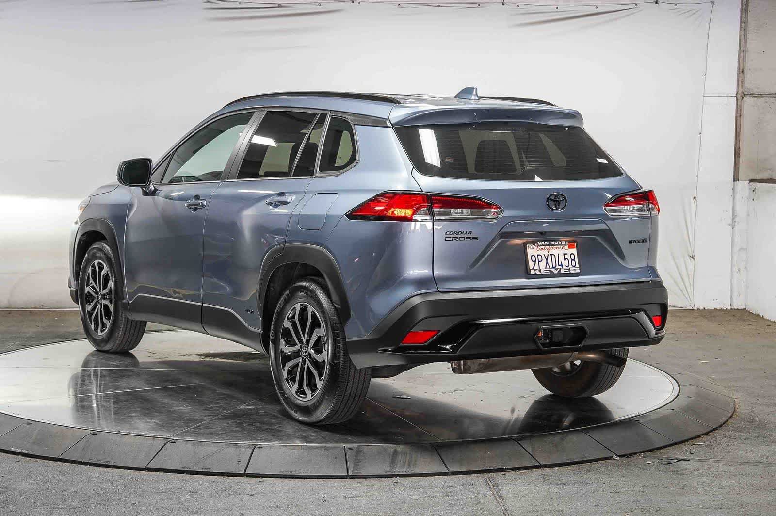 Certified 2024 Toyota Corolla Cross AWD Hybrid image 3