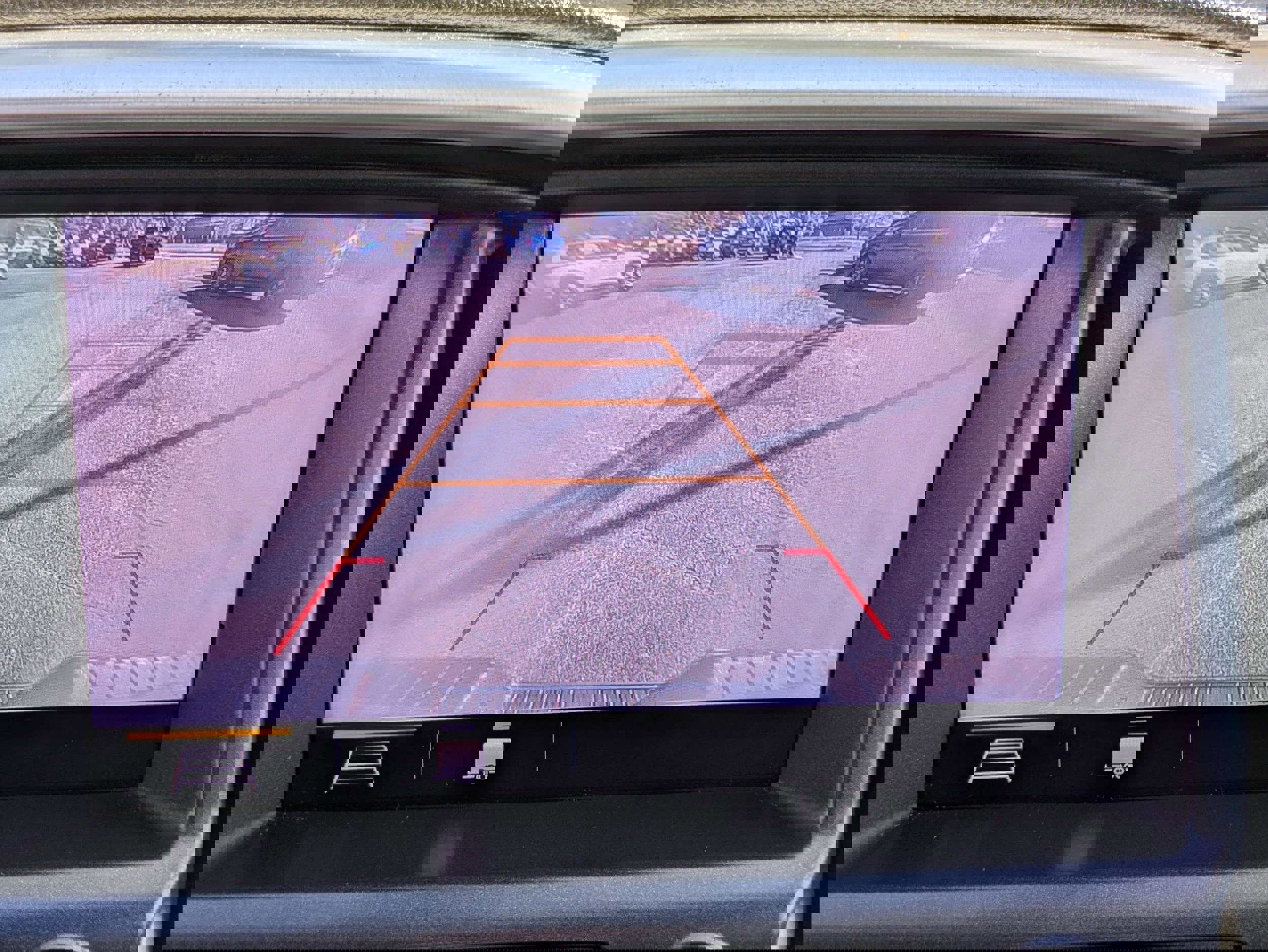 Used 2020 GMC Canyon SLE w/ Elevation Edition image 29