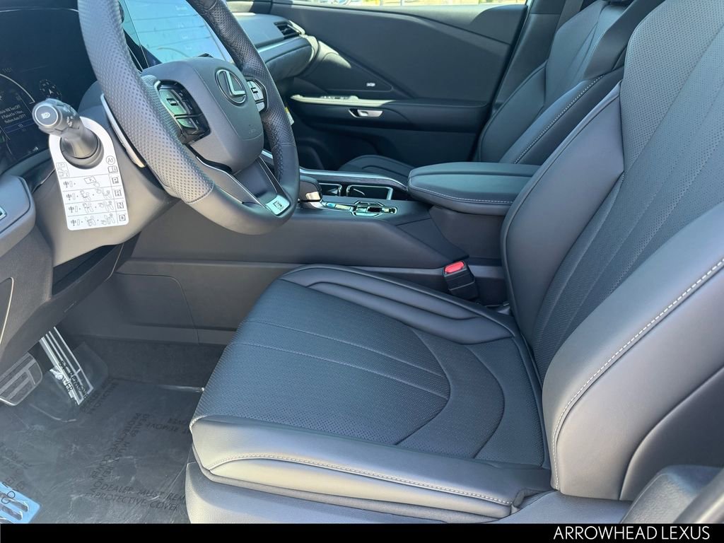 New 2026 Lexus TX 500h AWD image 11