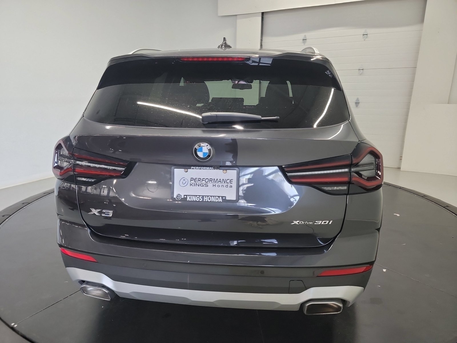 Used 2023 BMW X3 xDrive30i w/ Premium Package AWD/4WD image 8