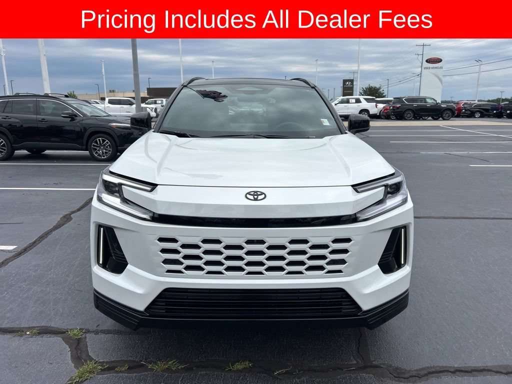 Used 2026 Toyota RAV4 XSE w/ Panoramic Sun Roof Package AWD/4WD image 26