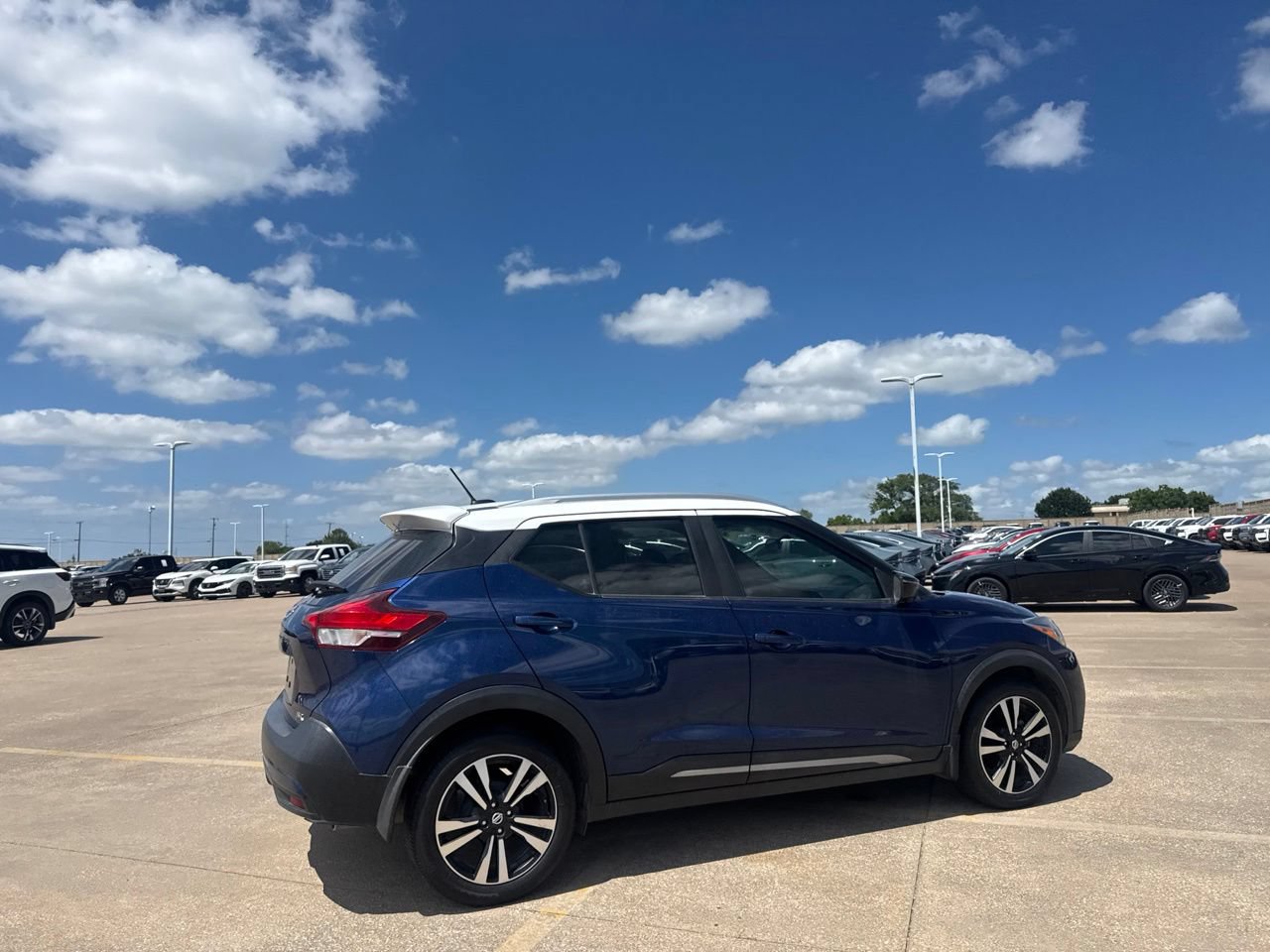 Certified 2019 Nissan Kicks SR w/ SR Premium Package FWD image 22