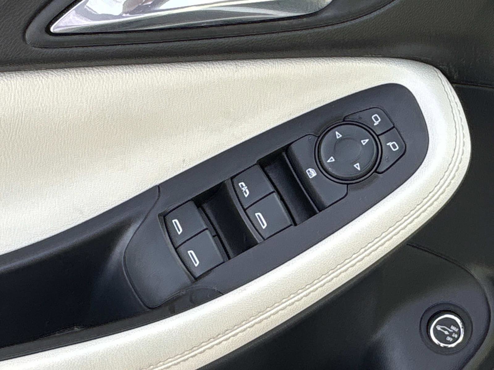 Certified 2024 Buick Encore GX Preferred w/ Comfort Package image 13