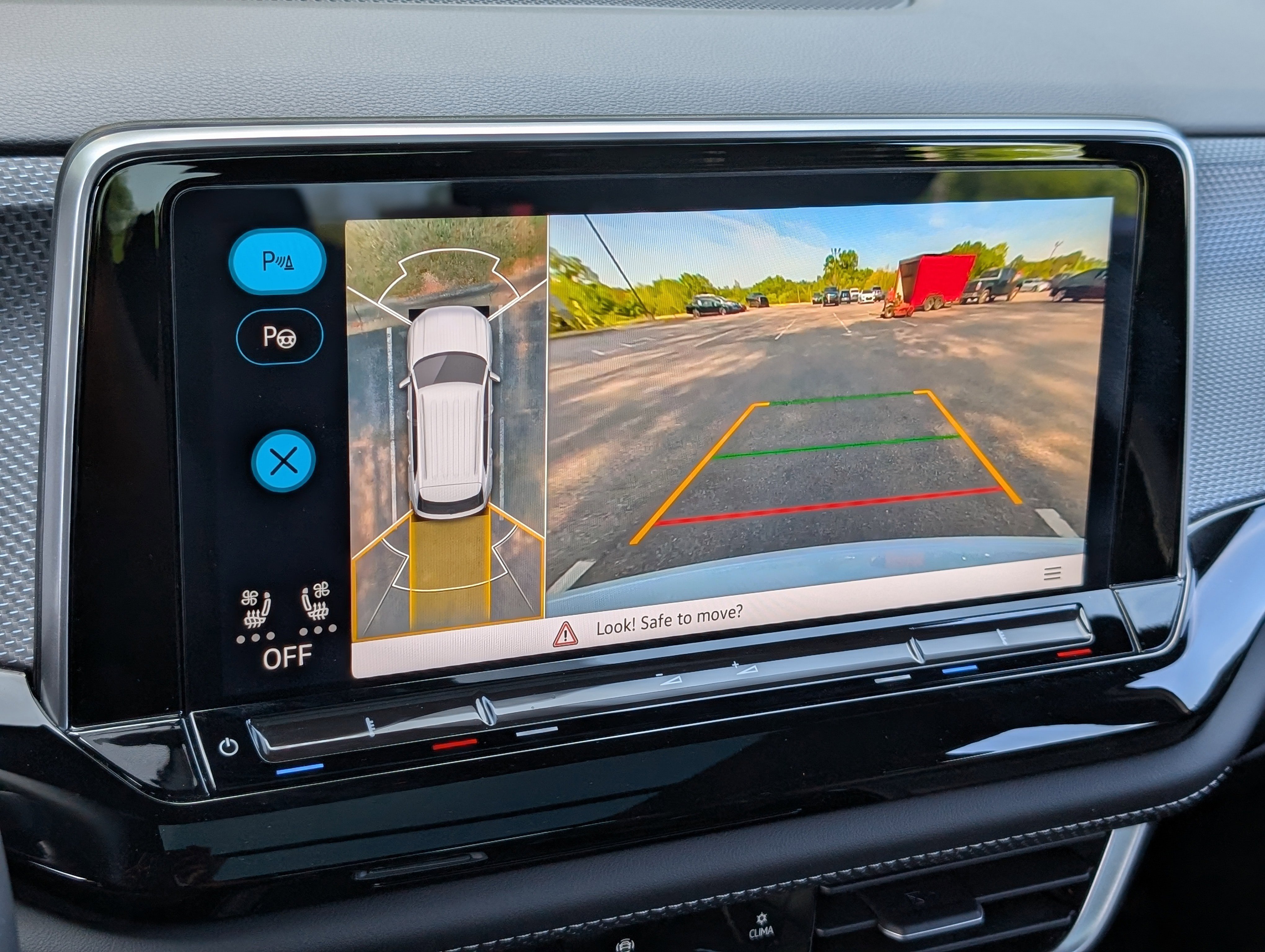 Used 2024 Volkswagen Atlas Cross Sport SEL Premium R-Line image 25