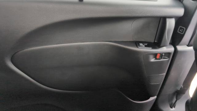 New 2026 Chrysler Voyager LX image 21