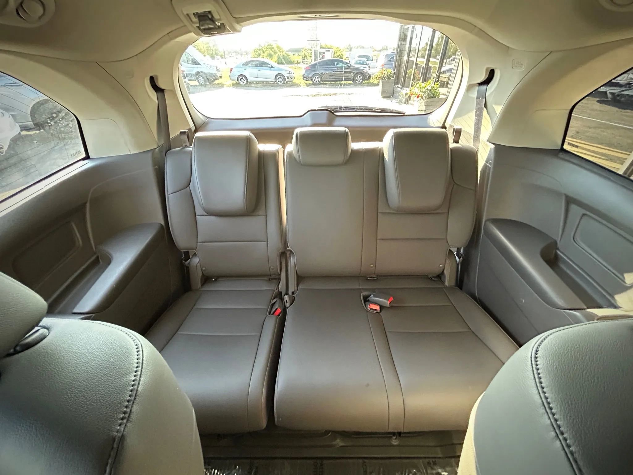 Used 2017 Honda Odyssey EX-L image 18