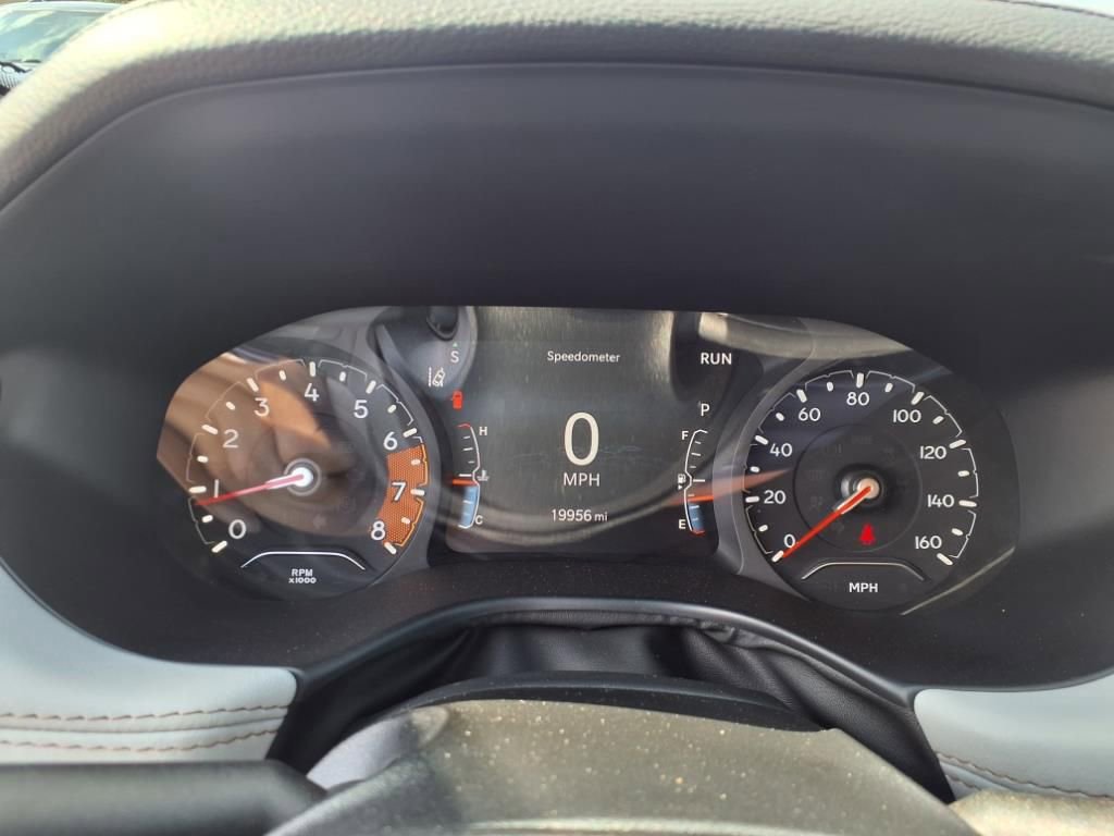 Used 2023 Jeep Compass Limited image 12