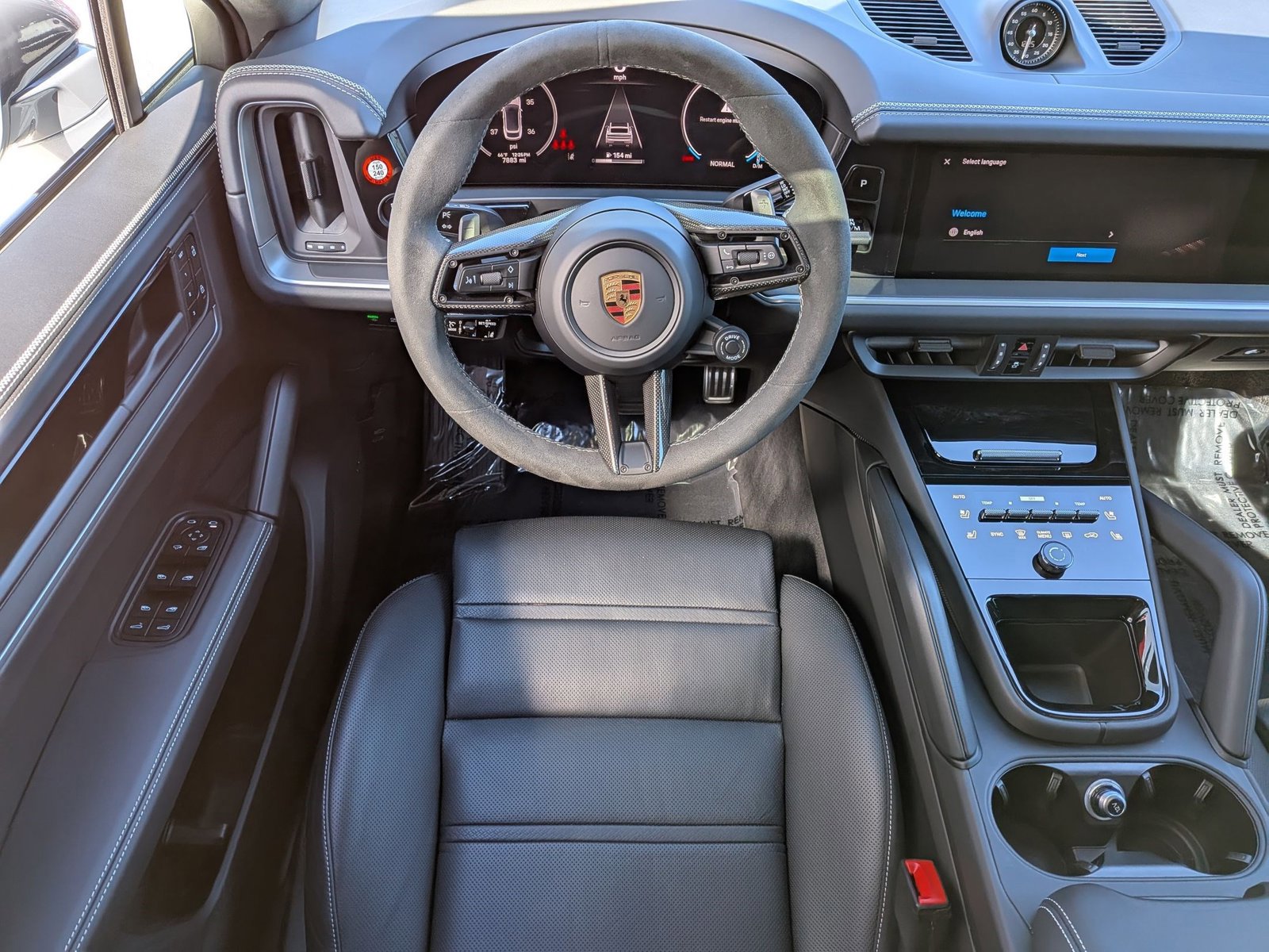 Certified 2025 Porsche Cayenne GTS image 16
